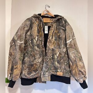 Signature by Levi Strauss & Co. Field Gear camo hooded jacket quilted lining